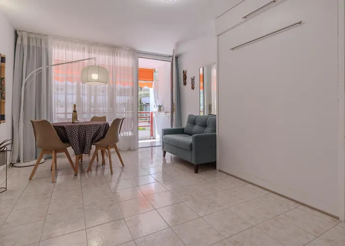 شقة Sea Views Olimpia R&g En Near The
