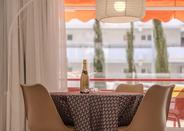 Apartment Sea Views Olimpia R&g En Near The
